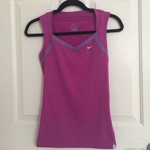 Nike Dri-Fit v-neck tennis sports top xs